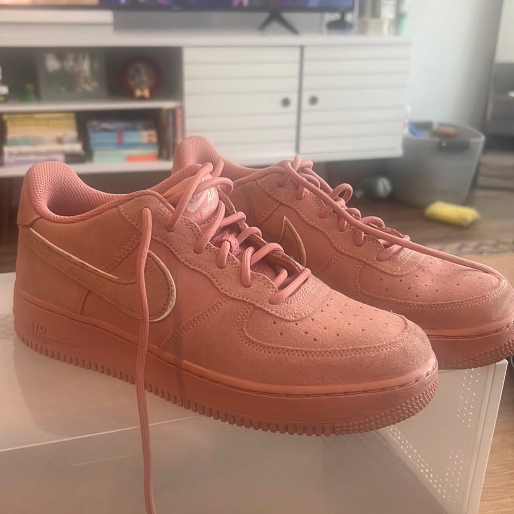 Nike Airforce 1 - pink 8.5-9